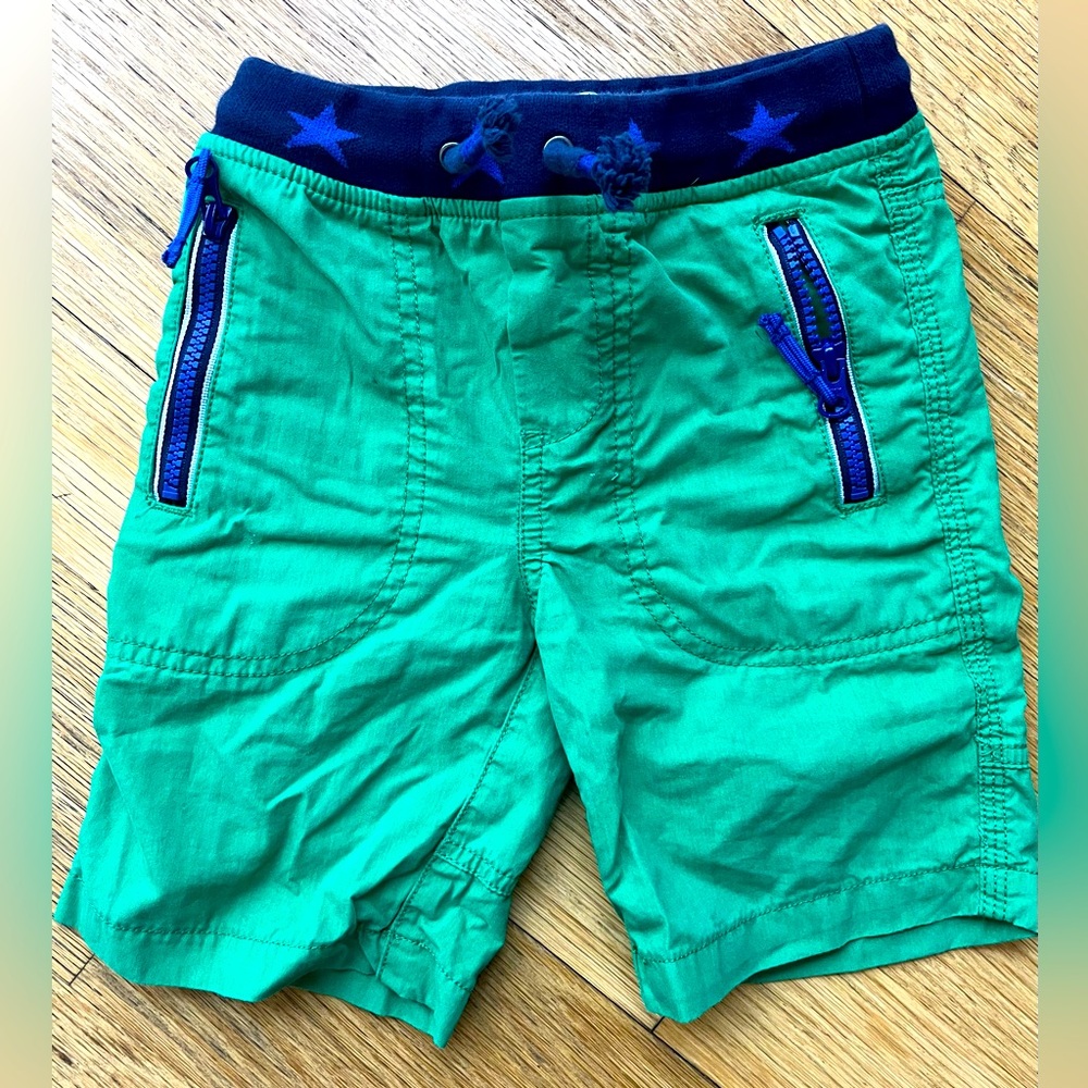 Mini Boden green shorts with elastic waist